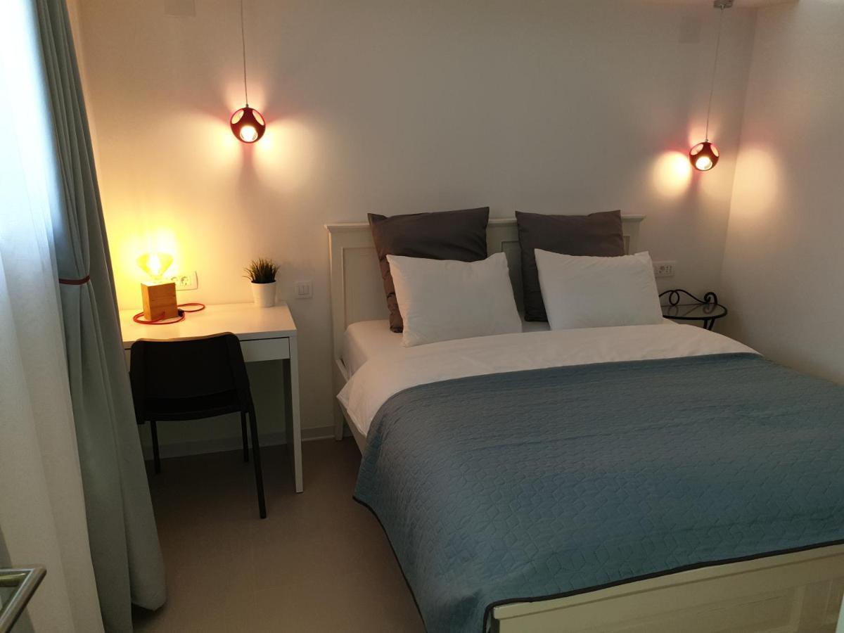 Apartments With A Parking Space Valbandon, Fazana - 7296 스틴잔 외부 사진